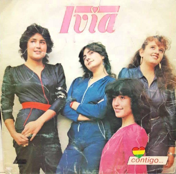 Capa do Álbum "Contigo...", de Ivia