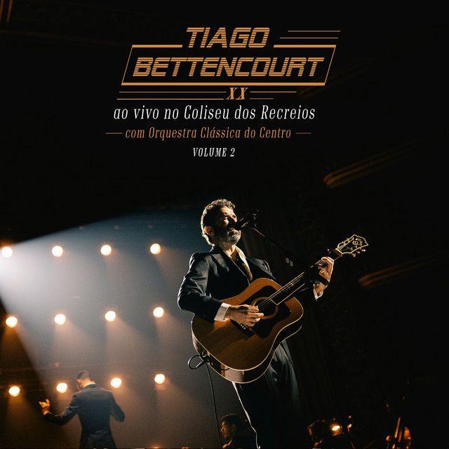 Portada de Álbum "Ao Vivo No Coliseu Dos Recreios Com Orquestra Clássica Do Centro", de Tiago Bettencourt