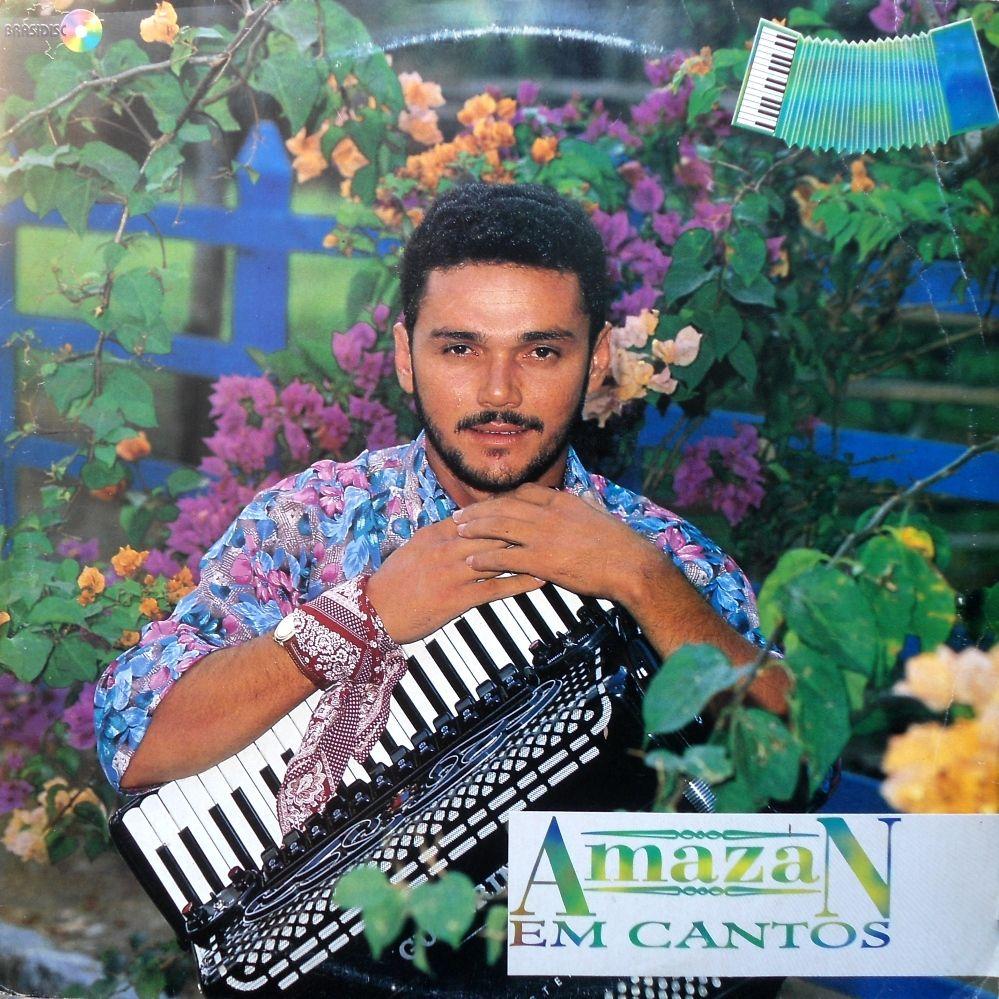Portada de Álbum "Em Cantos", de Amazan
