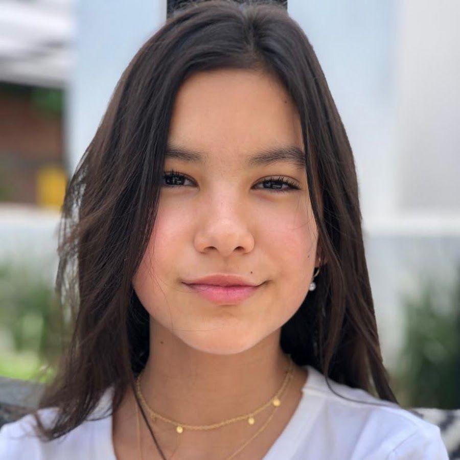 Portada de Álbum "ANA EMILIA", de Ana Emilia