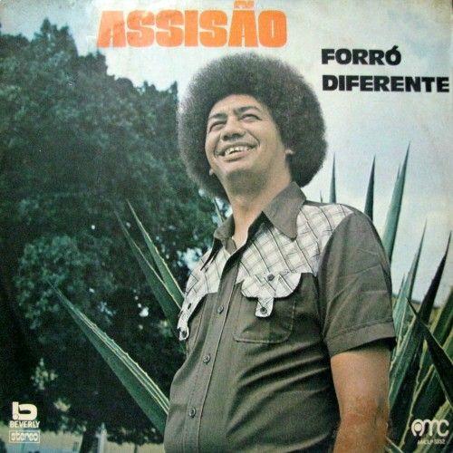 Album cover of "Forró Diferente" by Assisão