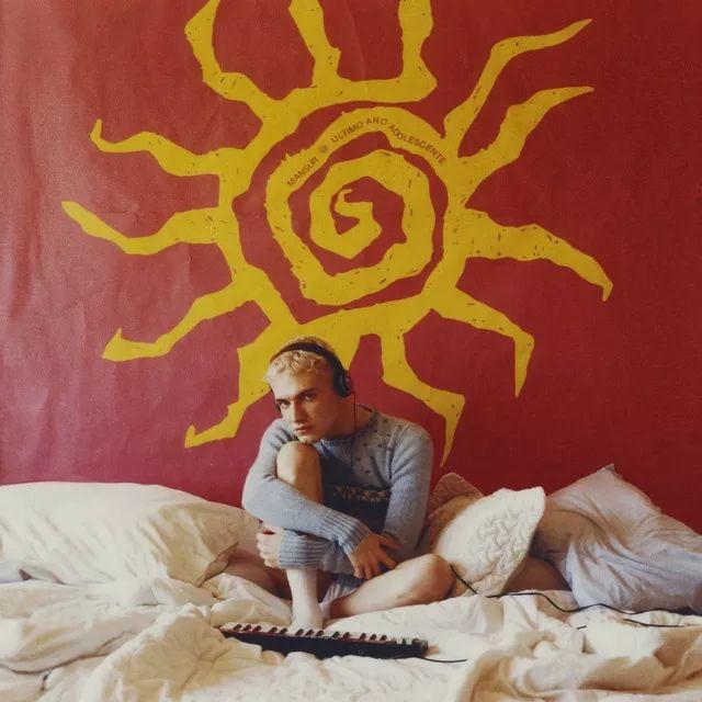 Portada de Álbum "Último Ano Adolescente", de MANSUR