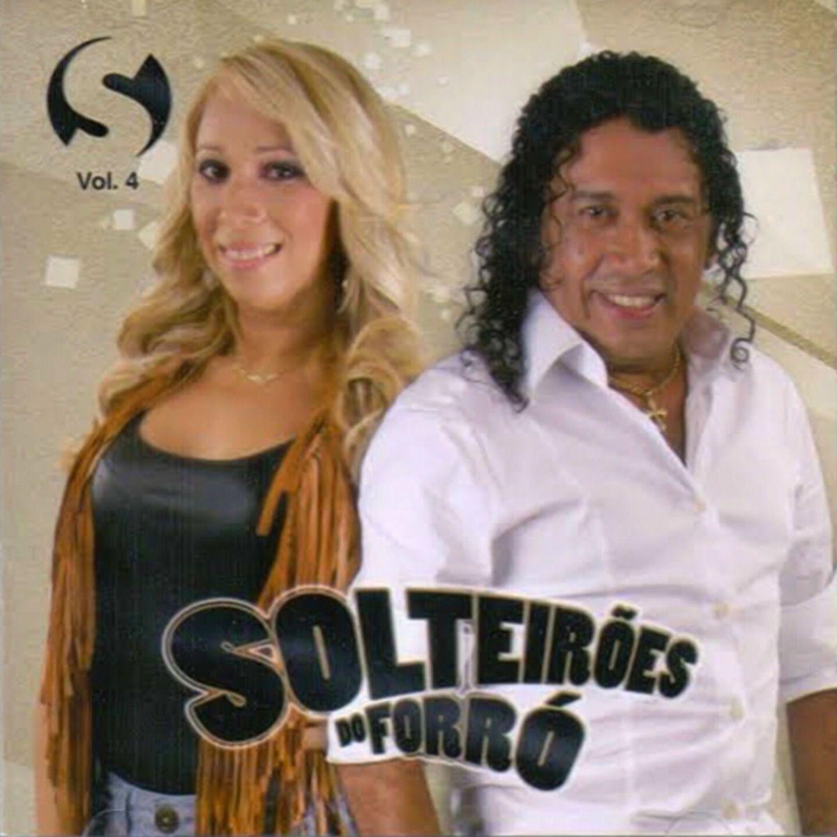 Capa do Álbum "Volume 04", de Solteirões do Forró