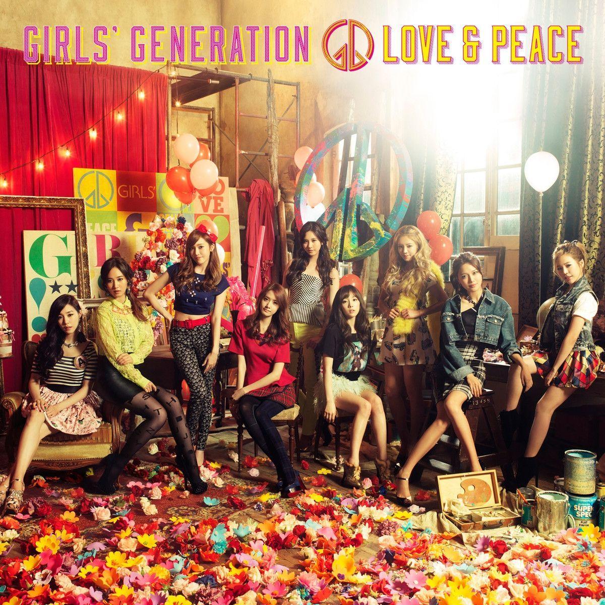 Portada de Álbum "LOVE & PEACE", de Girls' Generation