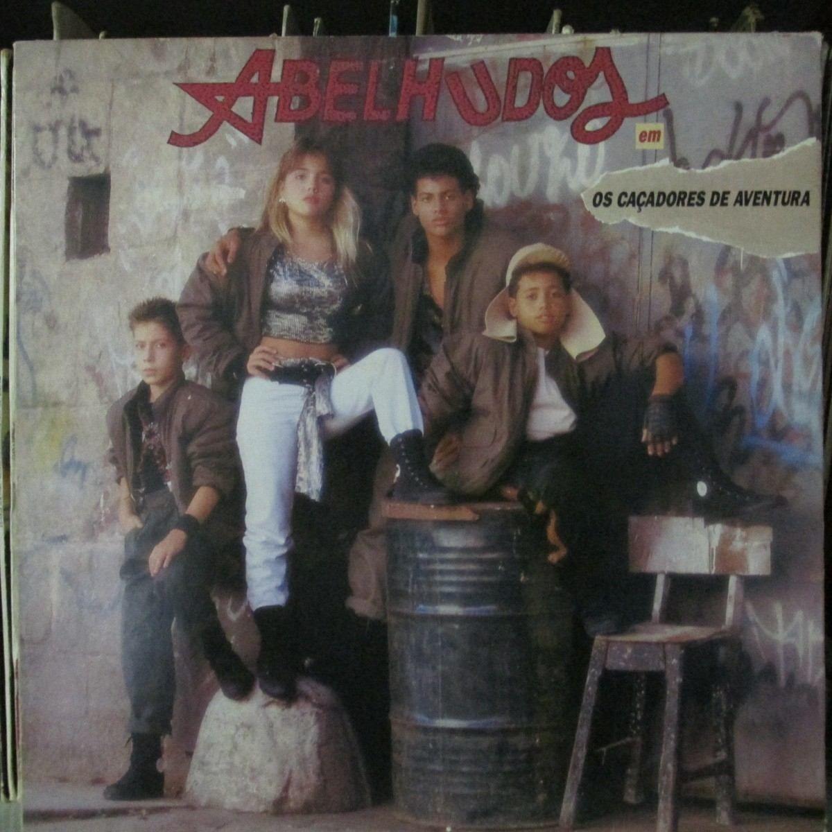 Capa do Álbum "Os Caçadores de Aventuras", de Abelhudos