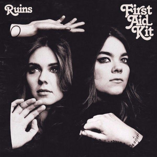 Capa do Álbum "Ruins", de First Aid Kit