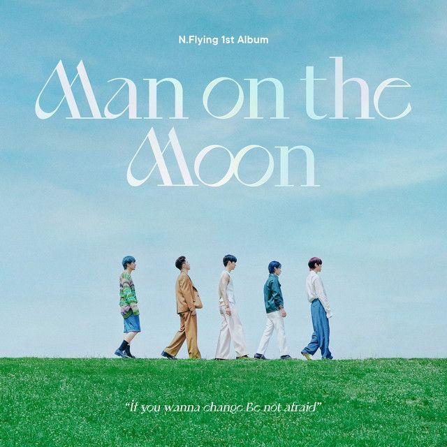 Capa do álbum "Man On The Moon", de N.Flying