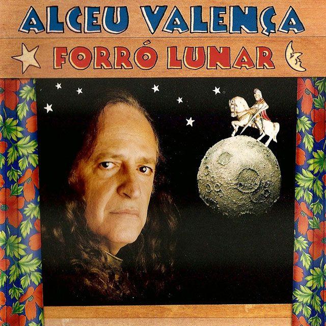 Album cover of "Forró Lunar" by Alceu Valença