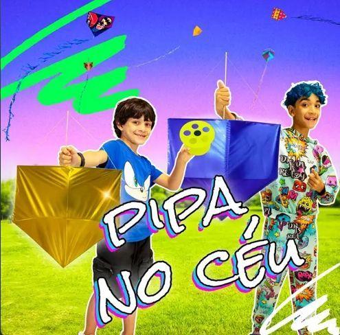 Portada de Sencillo/EP "Pipa No Céu (part. Família Vitor e Jean)", de Lucas Rocha (Família Rocha)