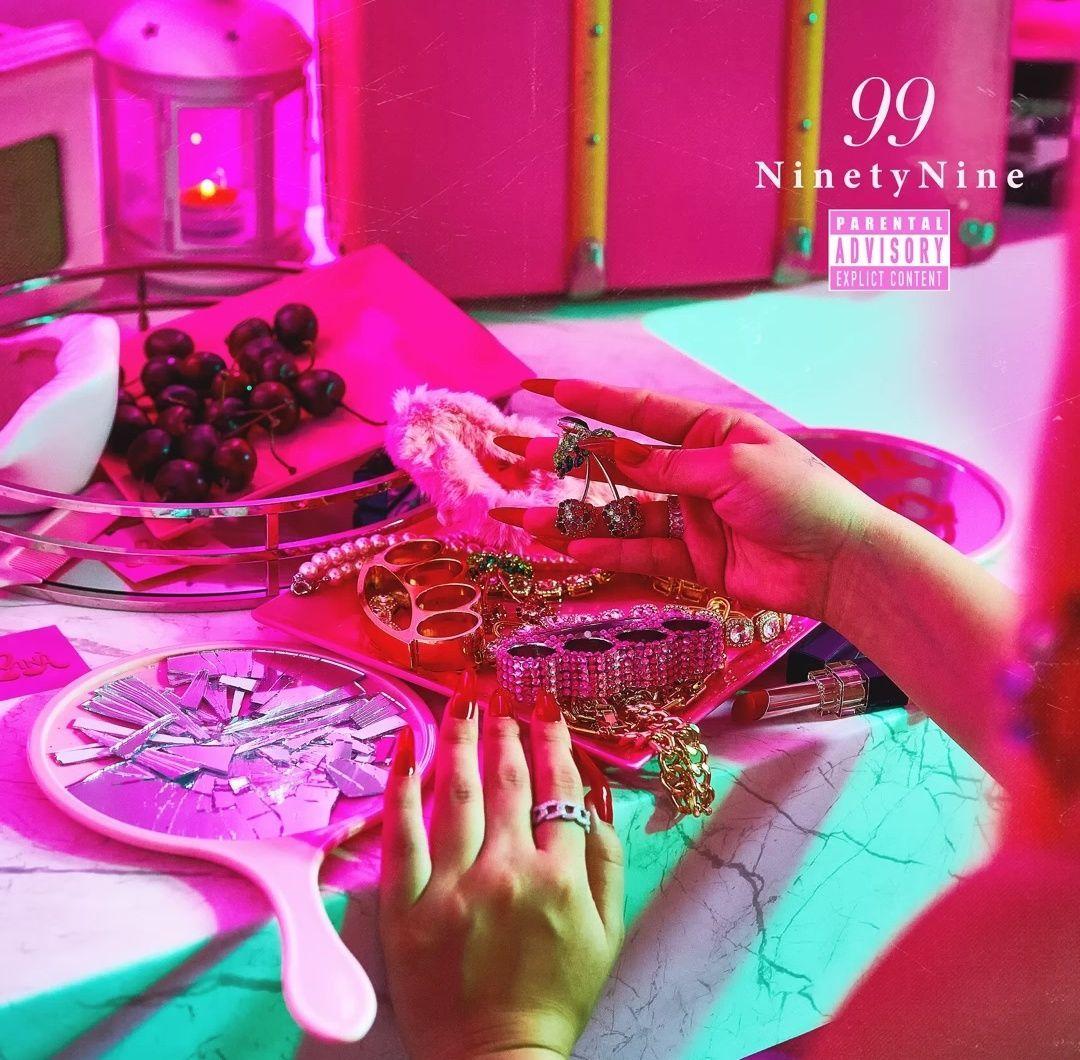 Portada del álbum "99", de LANA JP