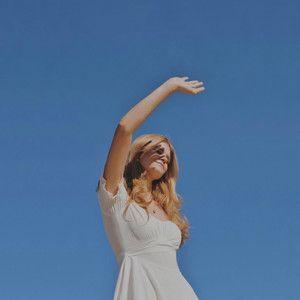 Portada de Álbum "blue and delusional: the album ", de mylie grace