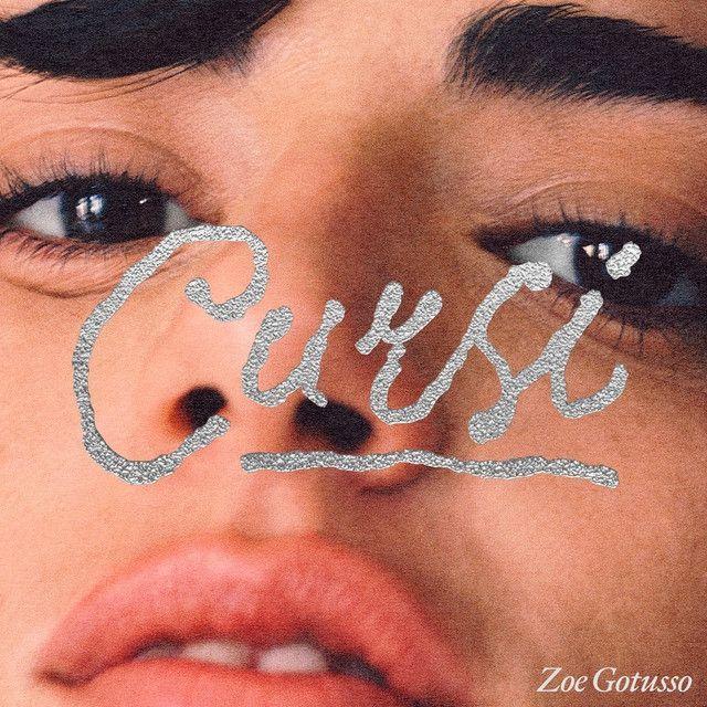 Portada de Álbum "Cursi", de Zoe Gotusso