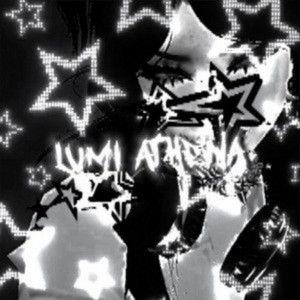 Capa do álbum "SMOKE IT OFF! (feat. Cade Clair)", de Lumi Athena