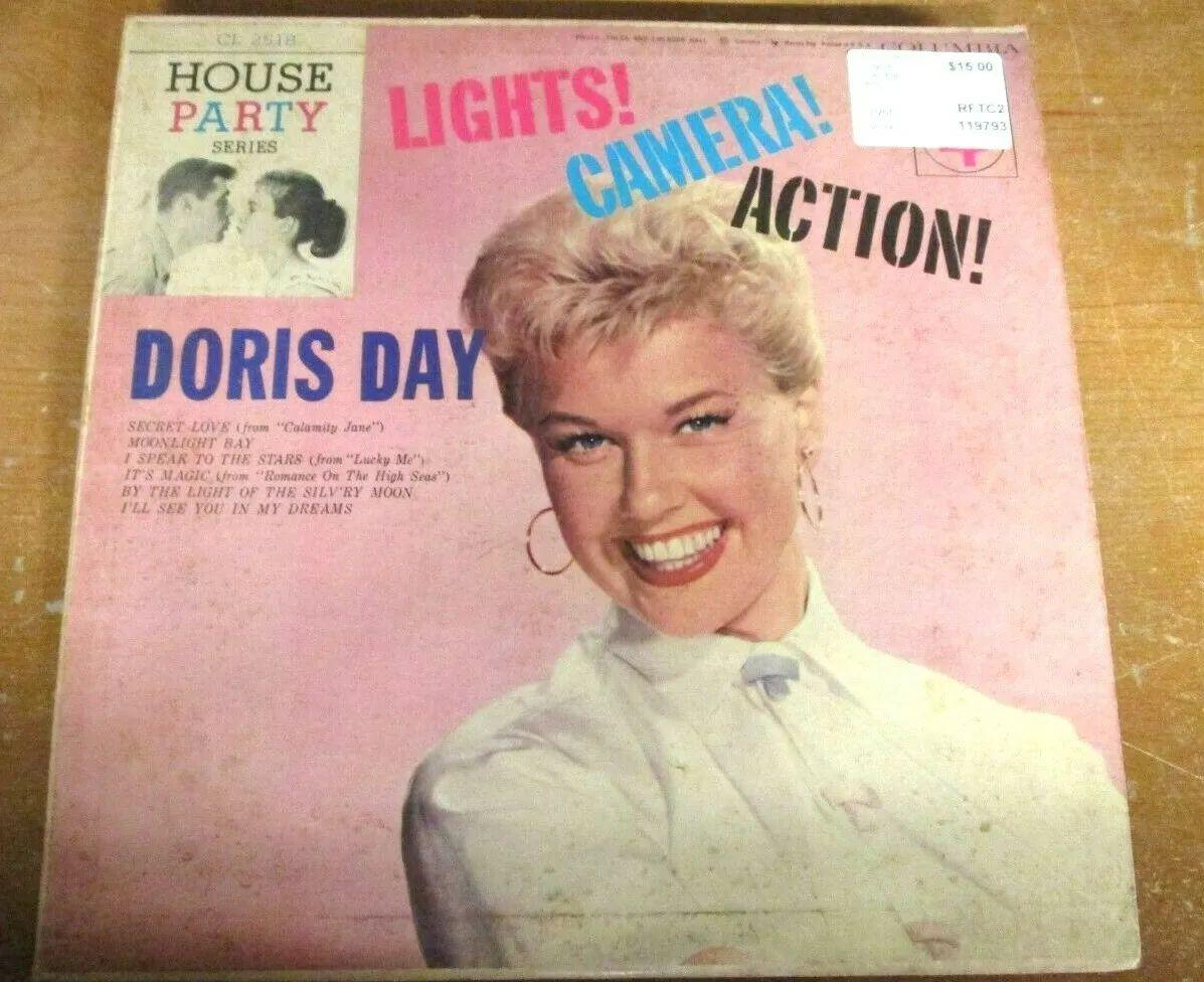 Capa do álbum "Lights! Camera! Action!", de Doris Day