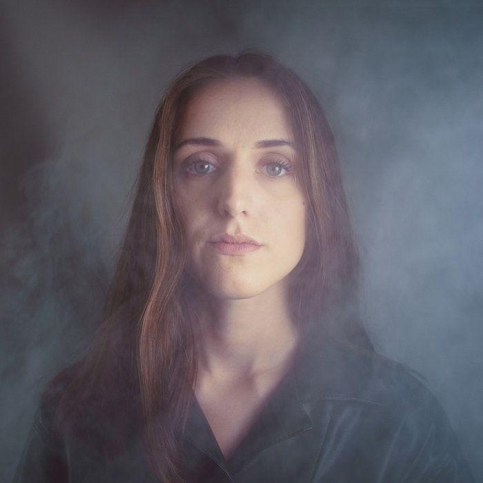 Capa do álbum "November", de Adna