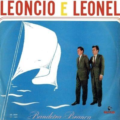 Capa do álbum "Bandeira Branca", de Leôncio e Leonel