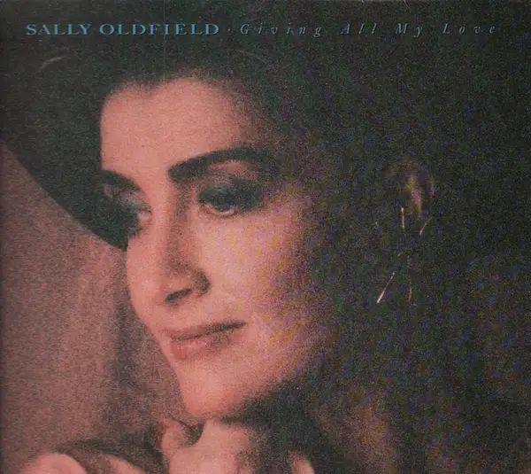 Portada de Sencillo/EP "Giving All My Love", de Sally Oldfield