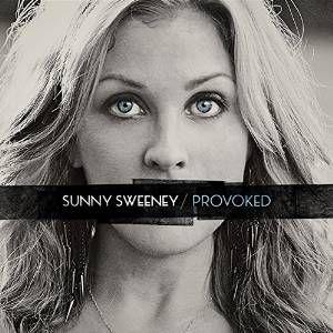 Capa do Álbum "Provoked", de Sunny Sweeney