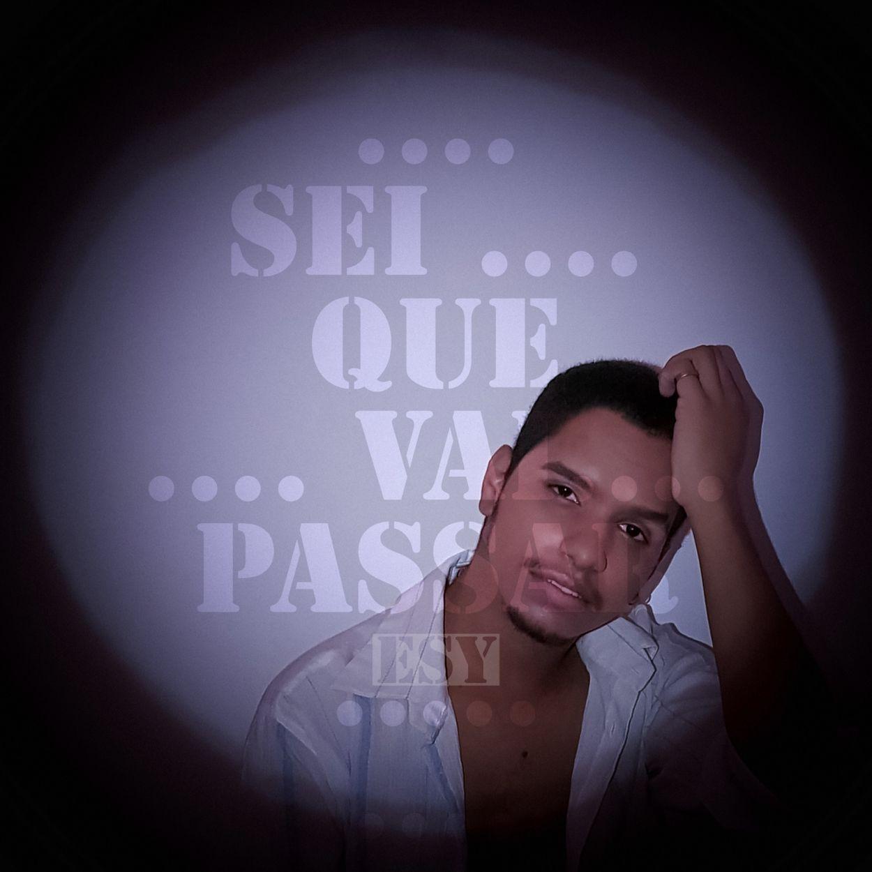 Album cover of "Sei Que Vai Passar" by Esy