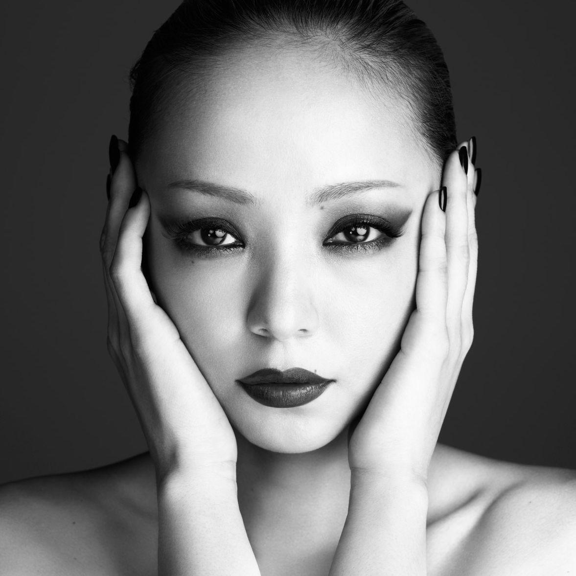 Portada de Álbum "Feel", de Namie Amuro