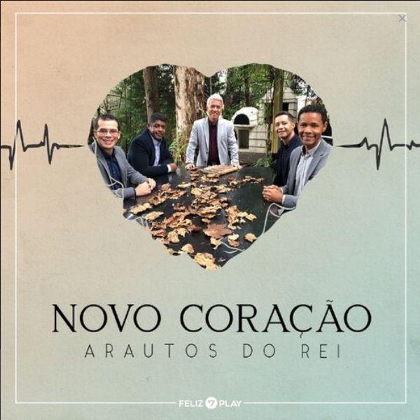 Capa do Single/EP "Novo Coração", de Feliz7Play (Igreja Adventista do Sétimo Dia)