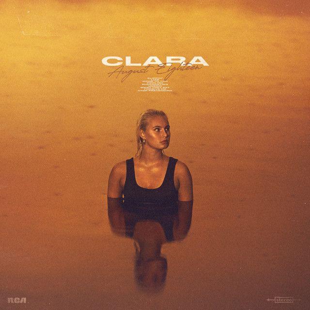 Portada de Álbum "August Eighteen", de Saint Clara