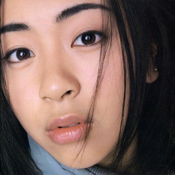Capa do álbum "First Love", de Utada Hikaru