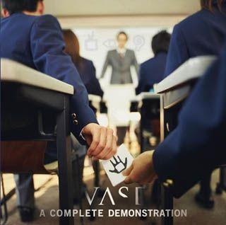 Portada del álbum "A Complete Demonstration", de Vast