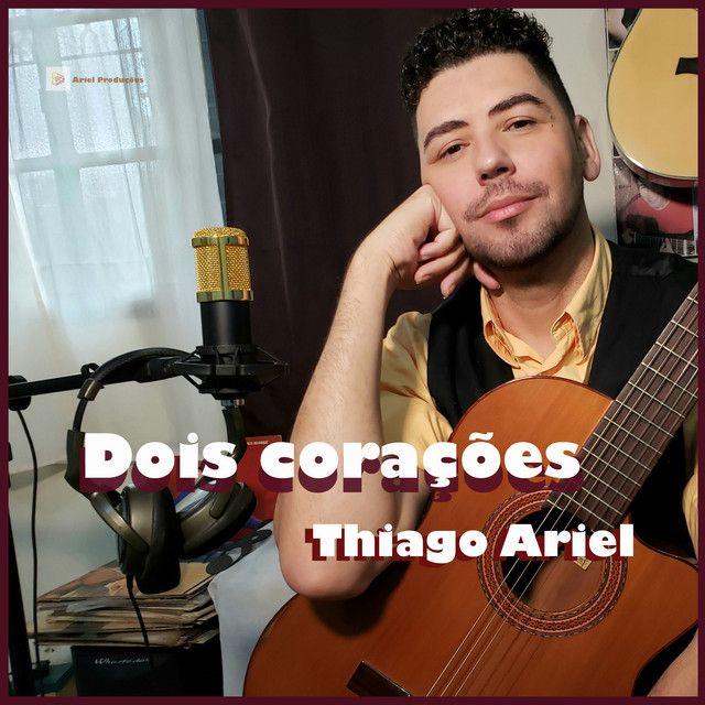 Capa do Álbum "Dois Corações", de Thiago Ariel