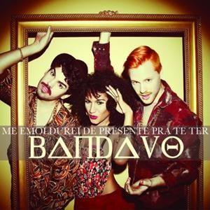 Portada de Álbum "Me Emoldurei de Presente Pra Te Ter", de Banda Uó