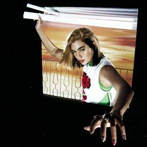 Capa do álbum "Future Nostalgia [Single]", de Dua Lipa