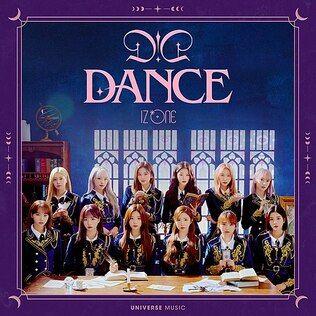 Portada de Sencillo/EP "D-D-DANCE", de IZ*ONE