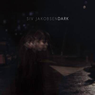 Portada de Sencillo/EP "Dark", de Siv Jakobsen