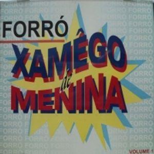 Capa do álbum "Volume 01", de Xamego de Menina