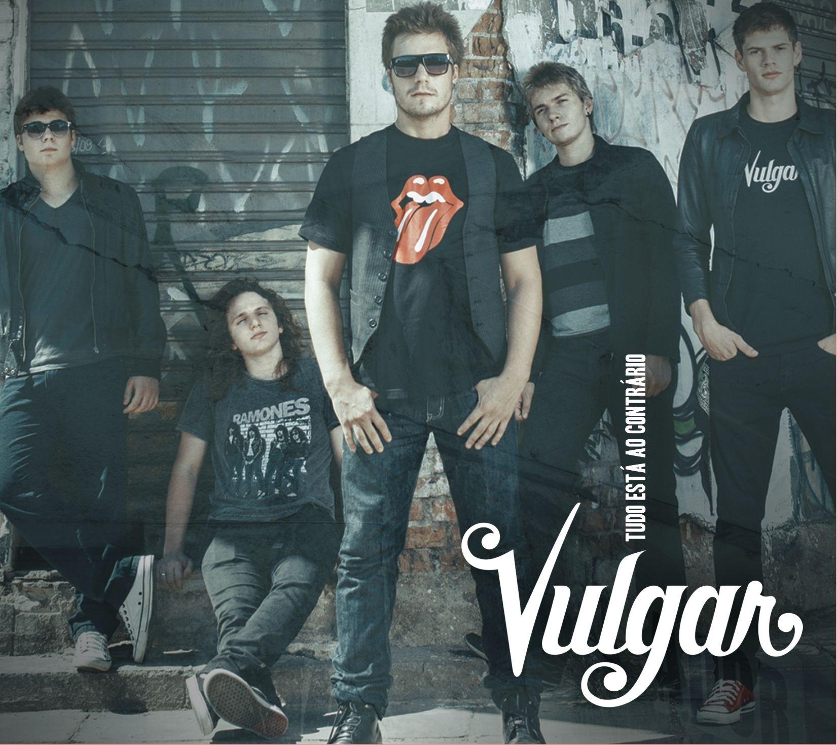 Portada de Álbum "Tudo Está Ao Contrário", de Banda Vulgar