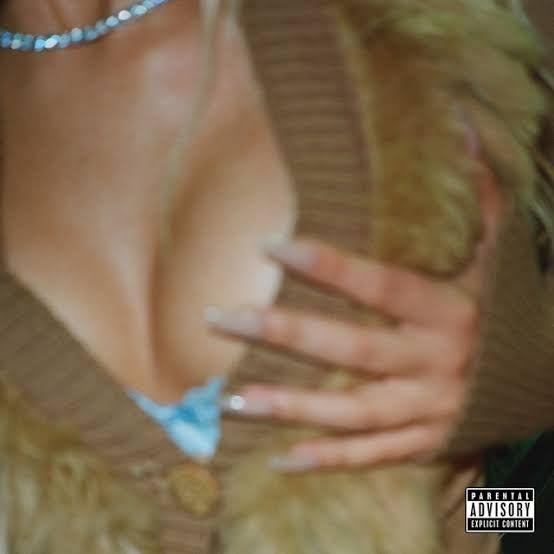 Capa do álbum "I LUV IT", de Camila Cabello