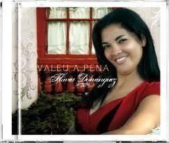 Capa do Álbum "Valeu a Pena", de Flávia Domingues