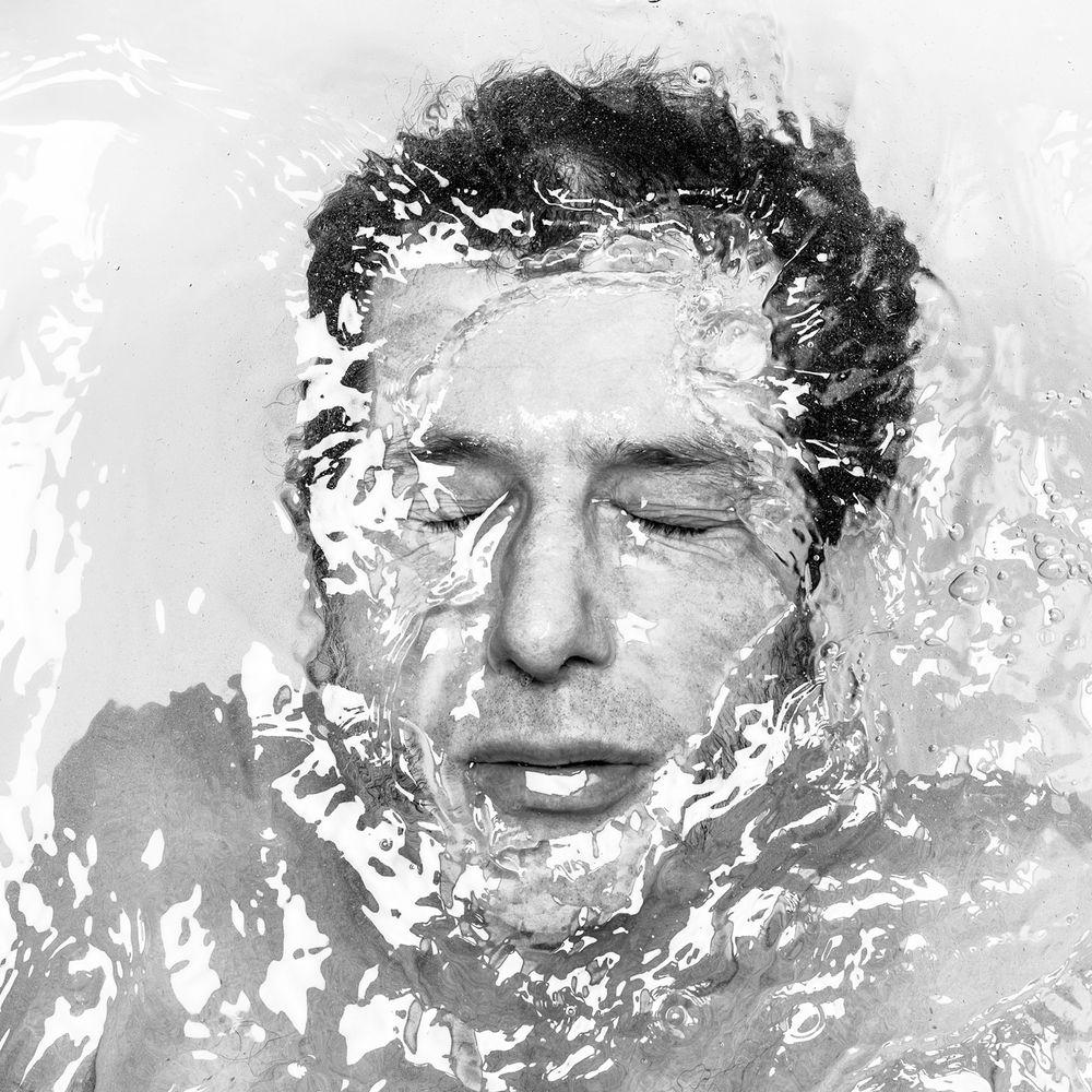 Capa do Álbum "Ici Bas, Ici Meme", de Miossec