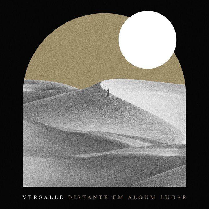 Capa do Álbum "Distante Em Algum Lugar", de Versalle