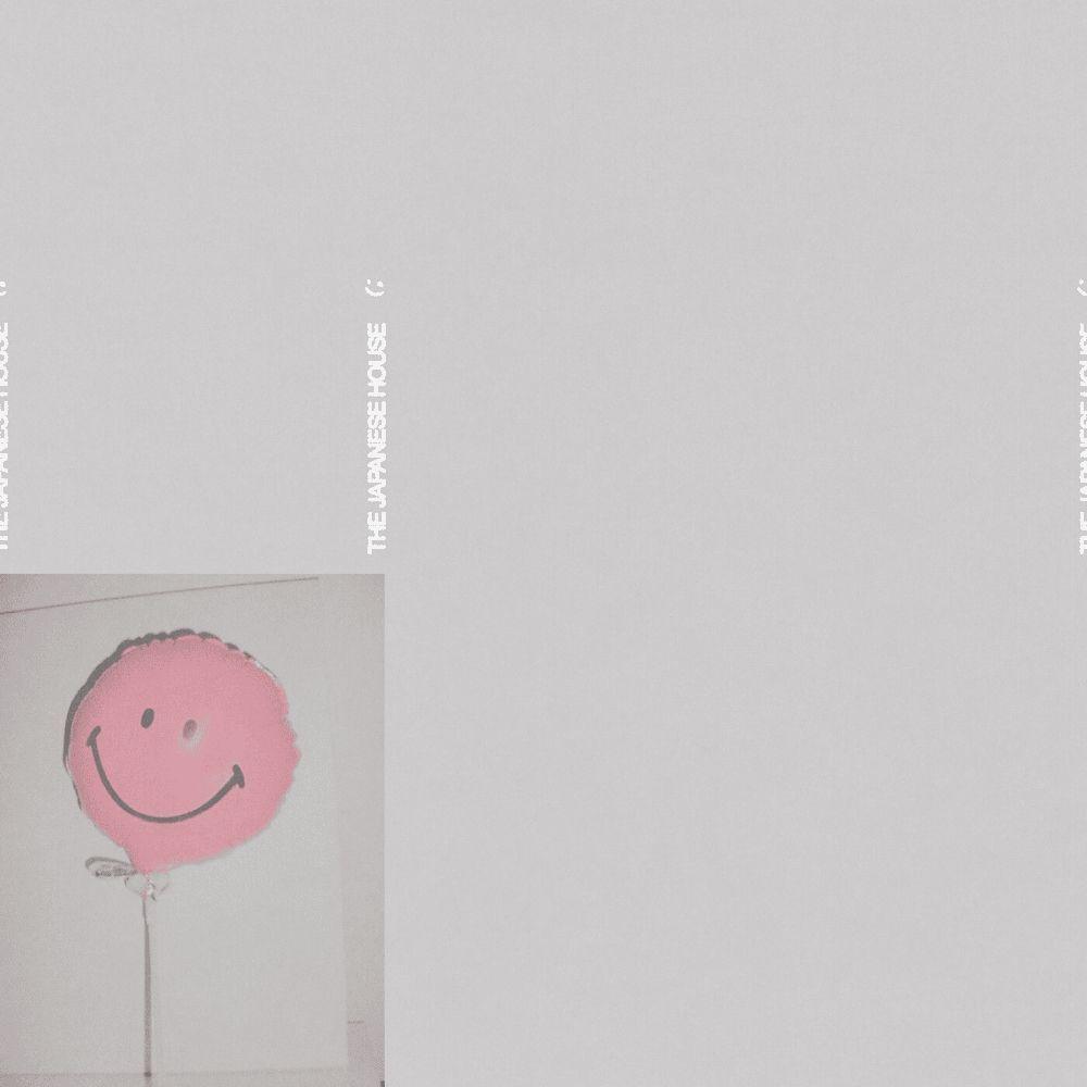 Portada de Sencillo/EP ":)", de The Japanese House