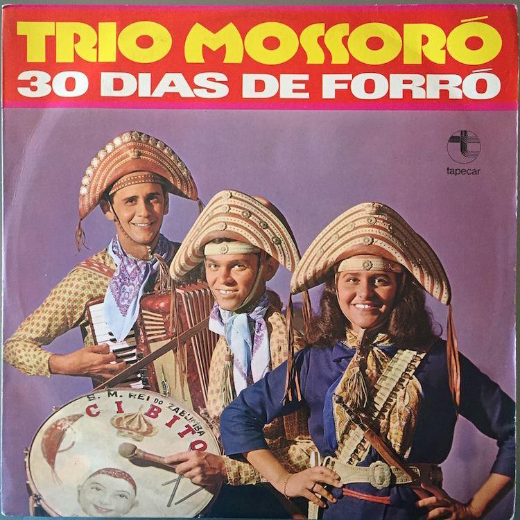 Capa do Álbum "30 Dias de Forró ", de Trio Mossoró