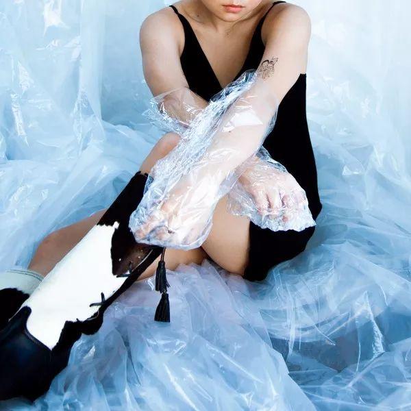 Portada de Sencillo/EP "Fire", de Min-a