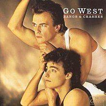Portada de Álbum "Bangs & Crashes", de Go West