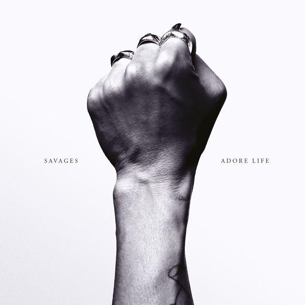 Capa do Álbum "Adore Life", de Savages