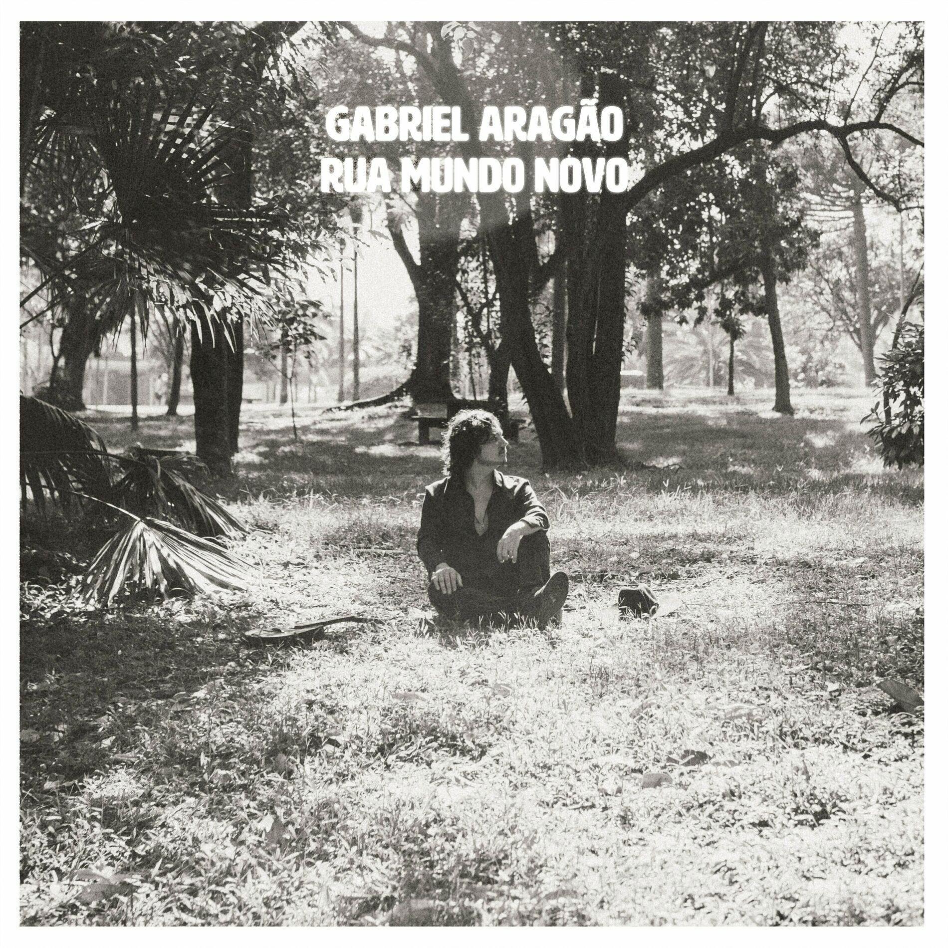 Album cover of "Rua Mundo Novo" by Gabriel Aragão