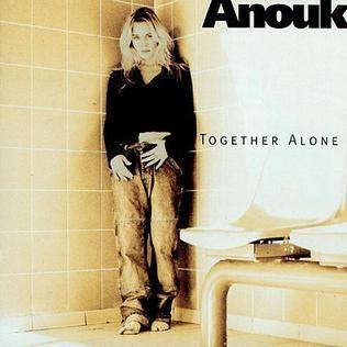 Portada de Álbum "Together Alone", de Anouk