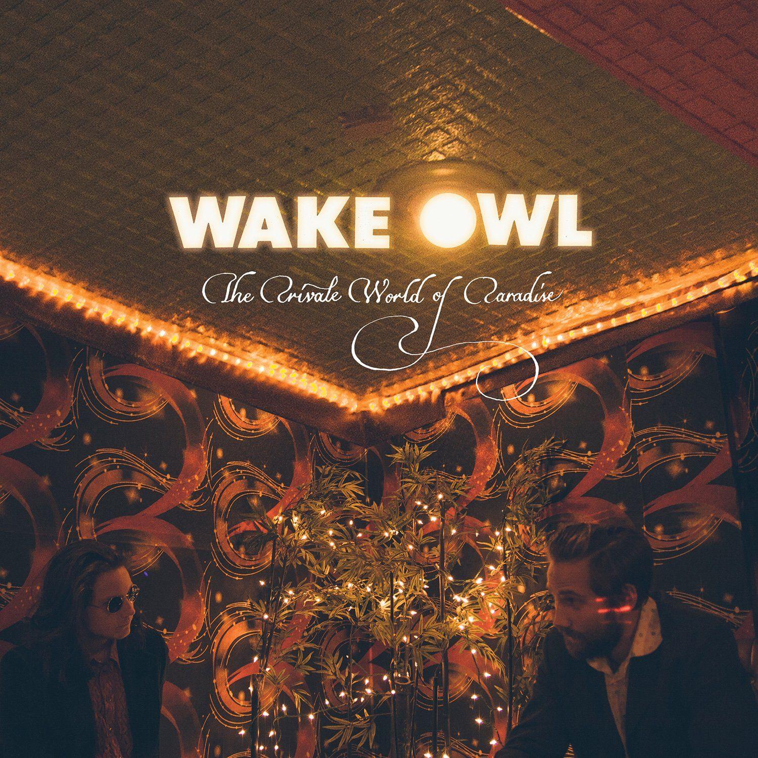 Capa do Álbum "The Private World of Paradise", de Wake Owl
