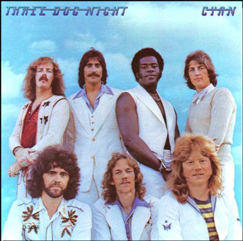 Capa do Álbum "Cyan", de Three Dog Night