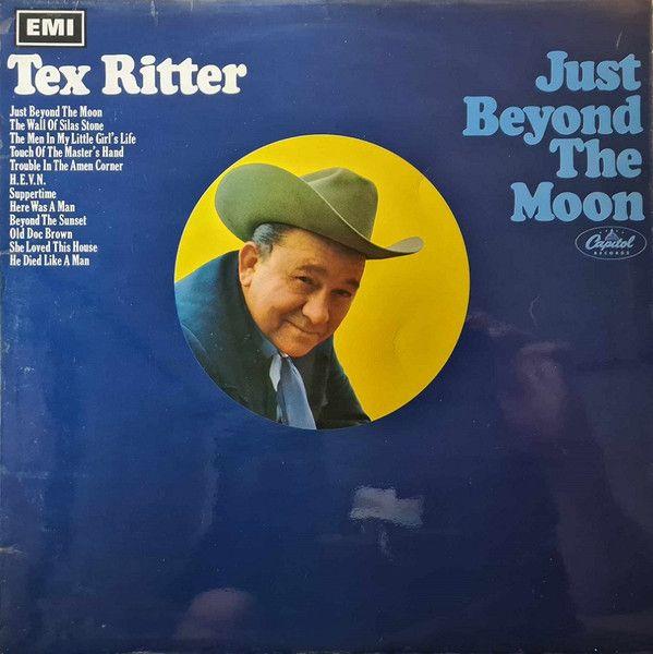Capa do álbum "Just Beyond The Moon", de Tex Ritter