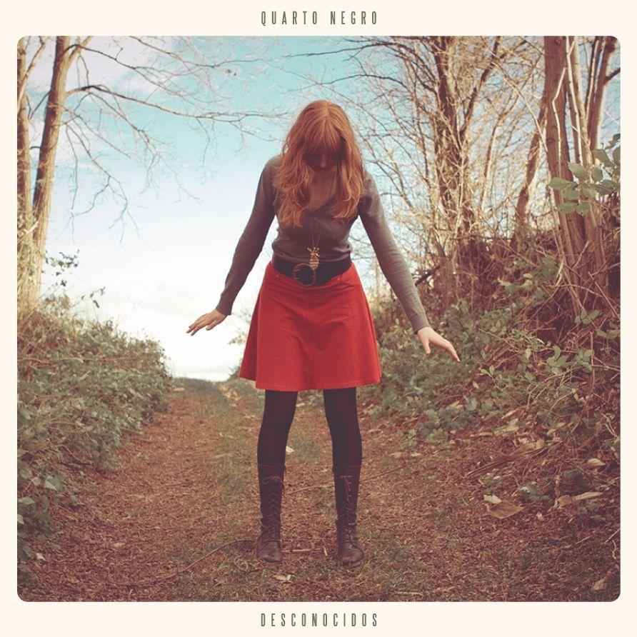 Capa do Álbum "Desconocidos ", de Quarto Negro